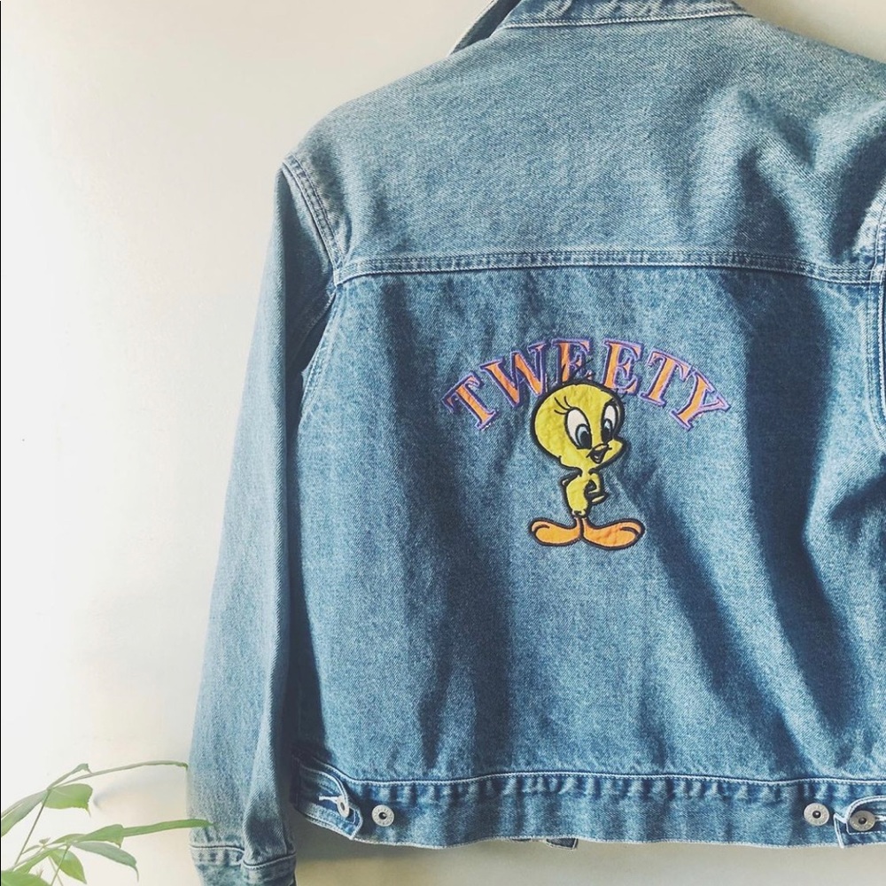 VINTAGE TWEETY JEAN JACKET